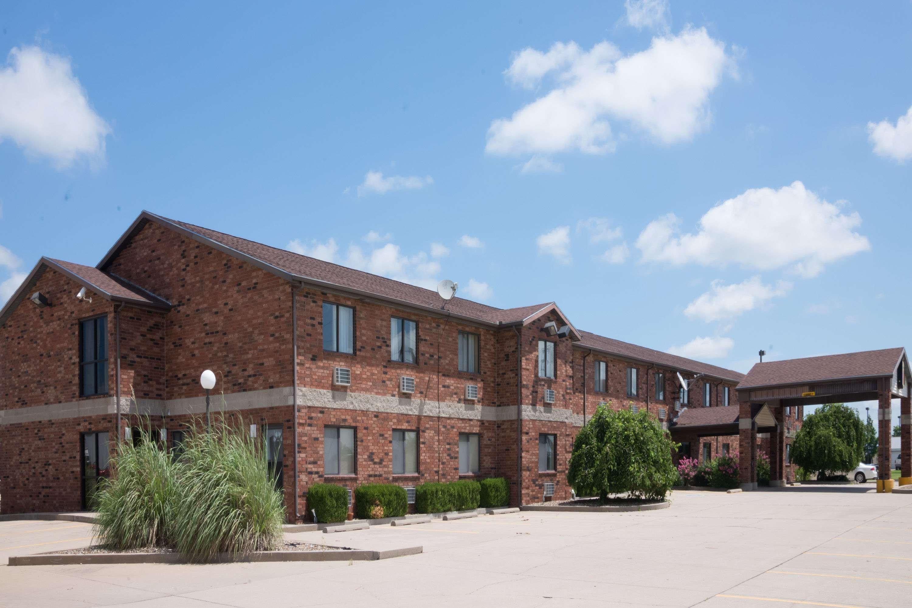 Hotel Super 8 By Wyndham Independence Ks Extérieur photo