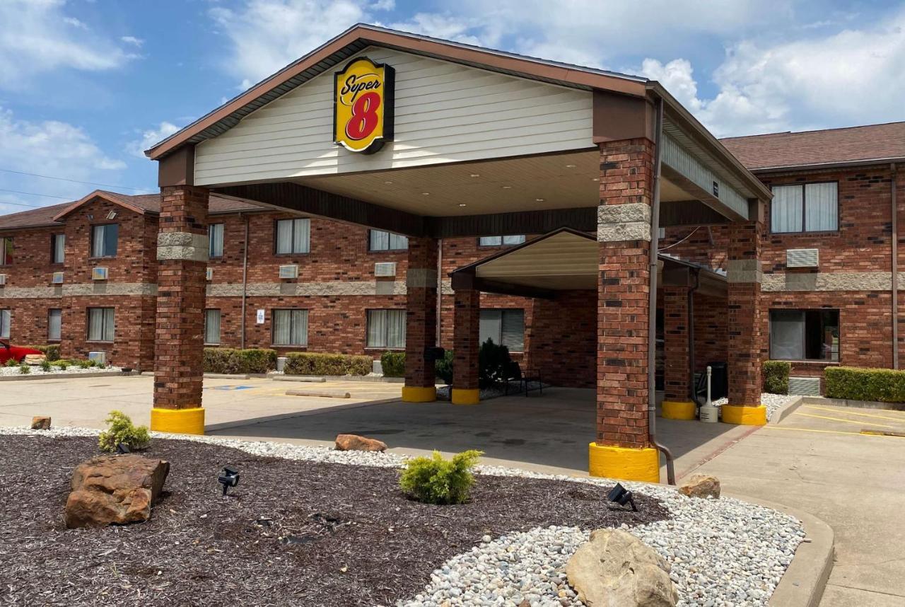 Hotel Super 8 By Wyndham Independence Ks Extérieur photo